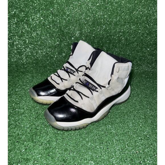 Nike Air Jordan 11 Retro Concord Youth Kids Size 5.5Y / Womens Size 7 378038-100 - Picture 3 of 9